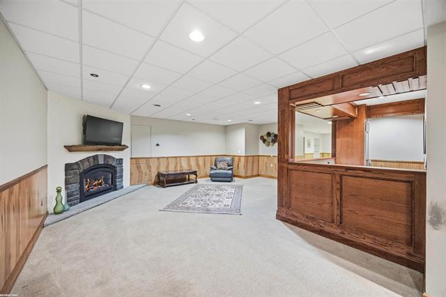 Builiding view fifty two for 6580 Red Maple, Bloomfield Hills, MI. 48301