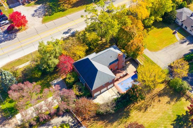 Builiding view five for 6580 Red Maple, Bloomfield Hills, MI. 48301