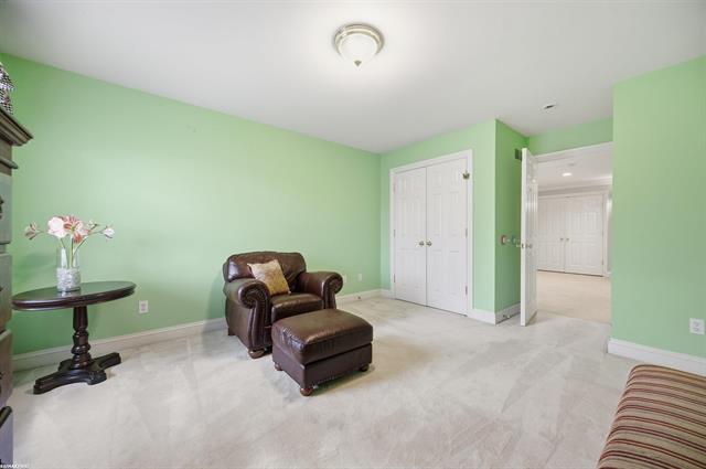 Builiding view forty five for 6580 Red Maple, Bloomfield Hills, MI. 48301