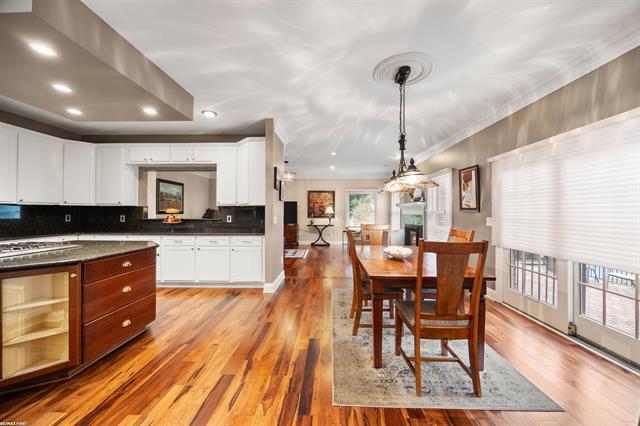 Builiding view fourteen for 6580 Red Maple, Bloomfield Hills, MI. 48301