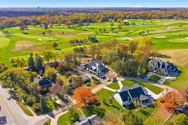 Builiding view two for 6580 Red Maple, Bloomfield Hills, MI. 48301