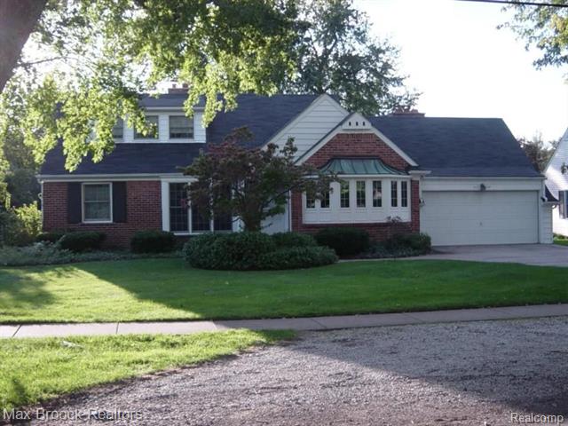 front view for 370 Pleasant St, Birmingham, Mi. 48009