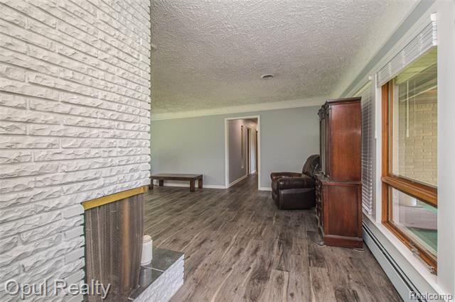 Builiding view forty one for 6455 Norham, Bloomfield Hills, MI. 48301