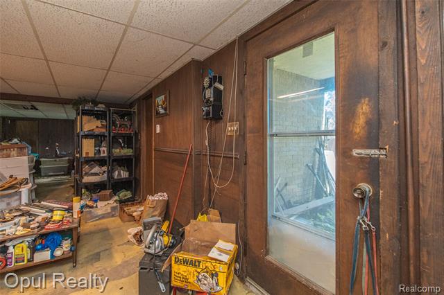 Builiding view sixty seven for 6455 Norham, Bloomfield Hills, MI. 48301