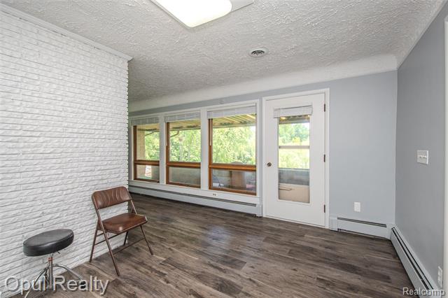 Builiding view thirty eight for 6455 Norham, Bloomfield Hills, MI. 48301