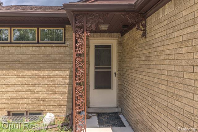 Builiding view twenty two for 6455 Norham, Bloomfield Hills, MI. 48301