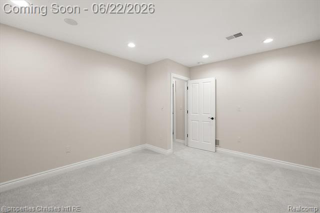 Builiding view forty eight for 469 Bonnie Brier, Birmingham, MI. 48009