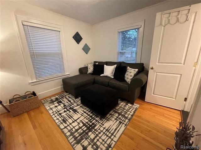 Builiding view fifteen for 531 Oakland, Birmingham, MI. 48009