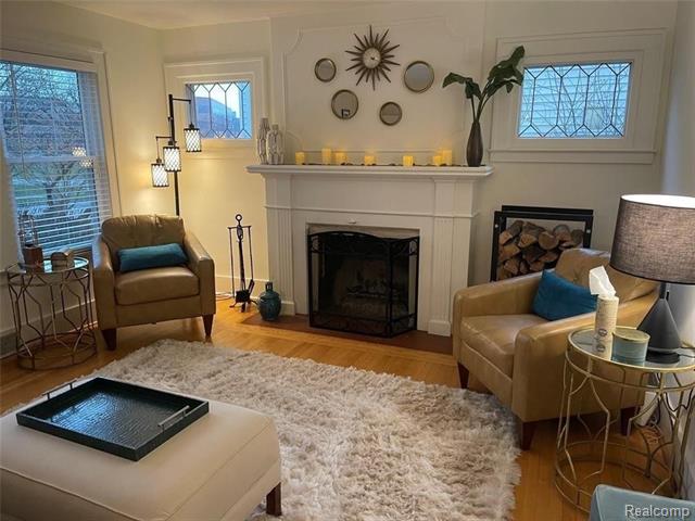 Builiding view five for 531 Oakland, Birmingham, MI. 48009