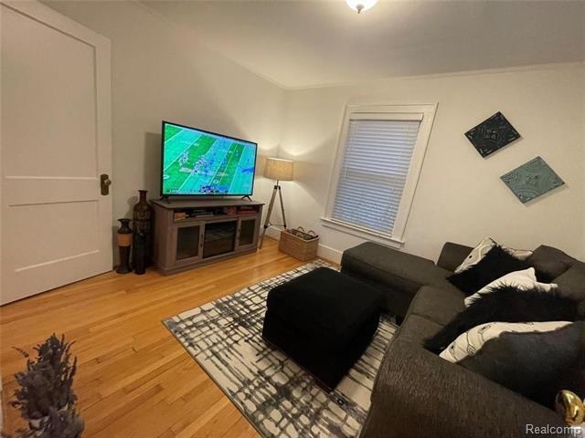 Builiding view thirteen for 531 Oakland, Birmingham, MI. 48009