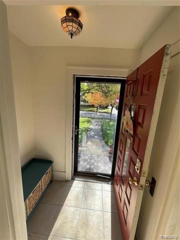 Builiding view three for 531 Oakland, Birmingham, MI. 48009