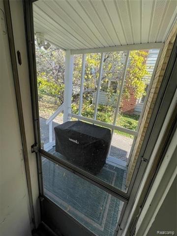 Builiding view twenty five for 531 Oakland, Birmingham, MI. 48009