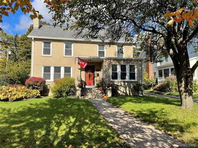 front view for 531 Oakland Ave, Birmingham, Mi. 48009