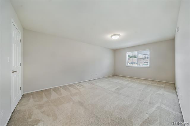 Builiding view ten for 6151 Orchard Lake, West Bloomfield, MI. 48322