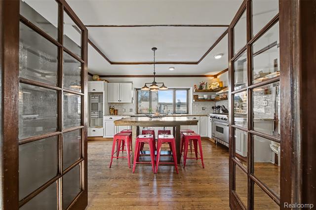 Builiding view eleven for 1119 E Maple, Birmingham, MI. 48009