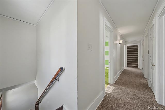 Builiding view nineteen for 1119 E Maple, Birmingham, MI. 48009