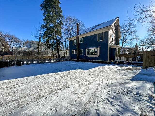 Builiding view thirty six for 1119 E Maple, Birmingham, MI. 48009