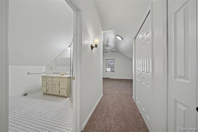 Builiding view twenty eight for 1119 E Maple, Birmingham, MI. 48009