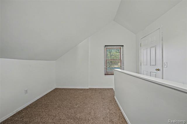 Builiding view twenty seven for 1119 E Maple, Birmingham, MI. 48009