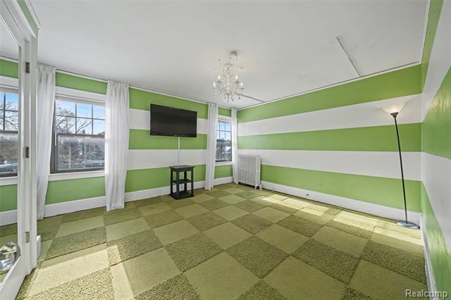 Builiding view twenty for 1119 E Maple, Birmingham, MI. 48009