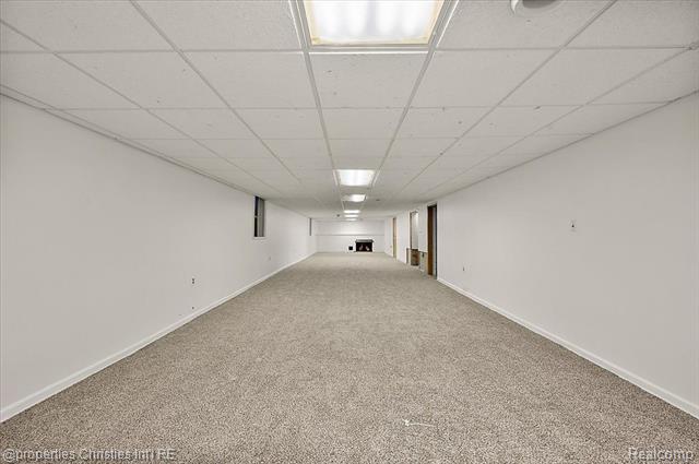 Builiding view fifty six for 6386 Thorncrest, Bloomfield Hills, MI. 48301