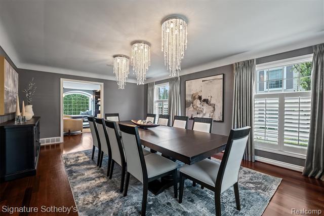Builiding view ten for 182 S Chewton, Bloomfield Hills, MI. 48301