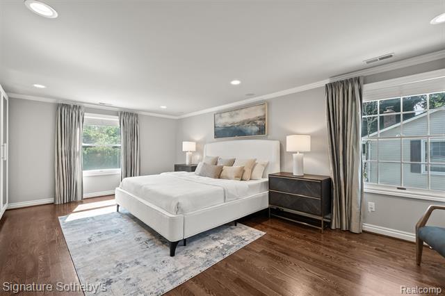 Builiding view thirteen for 182 S Chewton, Bloomfield Hills, MI. 48301