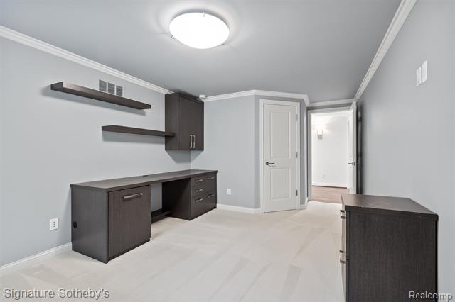 Builiding view twenty four for 182 S Chewton, Bloomfield Hills, MI. 48301