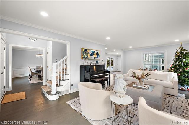 Builiding view three for 180 Pilgrim, Birmingham, MI. 48009