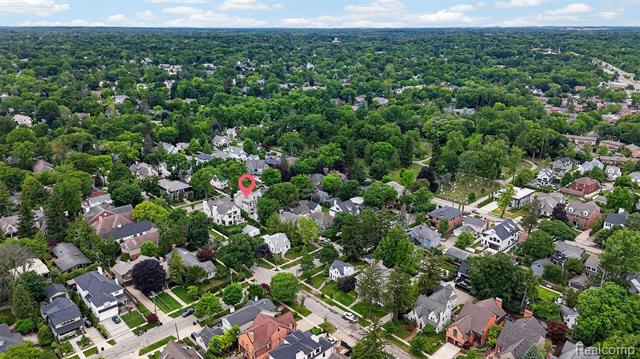 Builiding view eighty one for 750 Hazelwood, Birmingham, MI. 48009