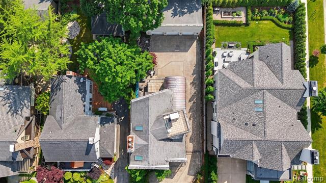 Builiding view seventy three for 750 Hazelwood, Birmingham, MI. 48009