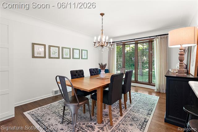Builiding view ten for 5748 Cherry Crest, West Bloomfield, MI. 48322