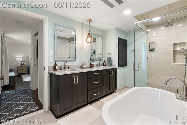 Builiding view twenty three for 5748 Cherry Crest, West Bloomfield, MI. 48322