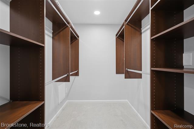Builiding view twenty for 4190 Valley Forge, Bloomfield Hills, MI. 48301
