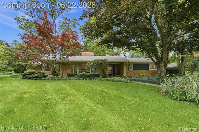 front view for 4190 Valley Forge Rd, Bloomfield Hills, Mi. 48301