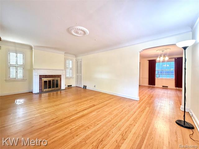 Builiding view seven for 1011 Madison, Birmingham, MI. 48009