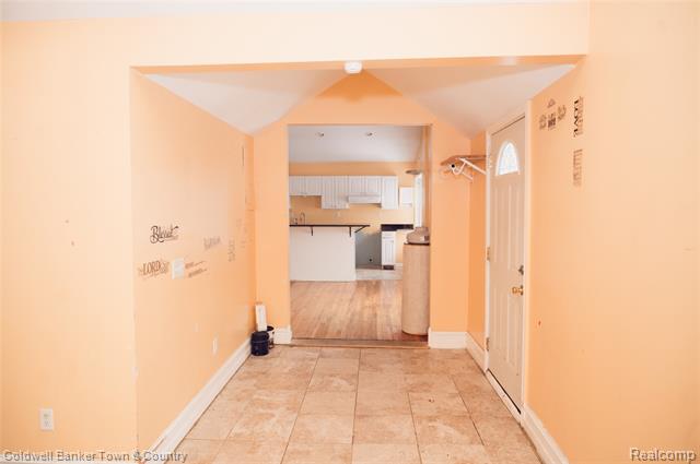 Builiding view six for 1733 Westwood, Troy, MI. 48083