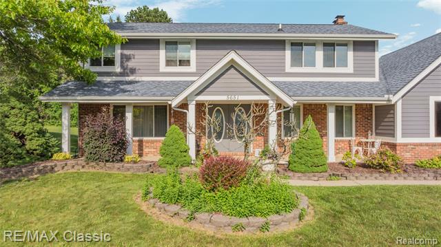 Builiding view eight for 5651 Warrenshire, West Bloomfield, MI. 48322