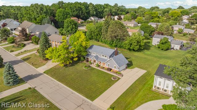 Builiding view four for 5651 Warrenshire, West Bloomfield, MI. 48322