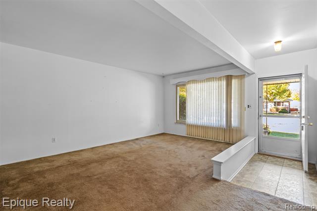 Builiding view three for 2846 Teasdale, Troy, MI. 48083