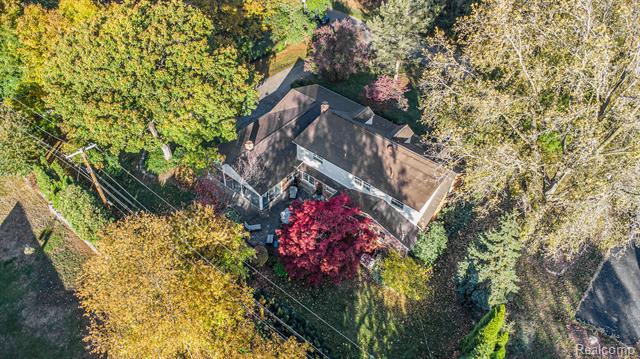 Builiding view fifty five for 4597 Broughton, Bloomfield Hills, MI. 48301