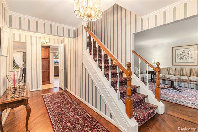 Builiding view six for 4597 Broughton, Bloomfield Hills, MI. 48301