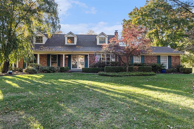 Builiding view three for 4597 Broughton, Bloomfield Hills, MI. 48301