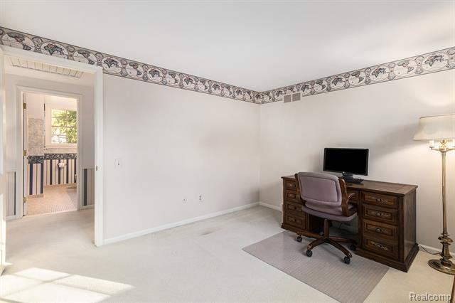 Builiding view twenty eight for 4597 Broughton, Bloomfield Hills, MI. 48301