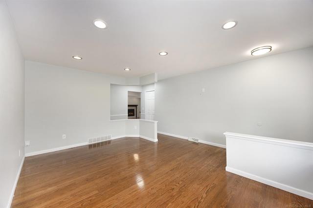 Builiding view five for 2987 Chesterfield, Troy, MI. 48083