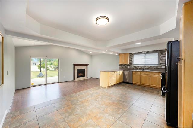 Builiding view nine for 2987 Chesterfield, Troy, MI. 48083