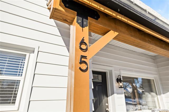 Builiding view forty for 65 Algansee, Troy, MI. 48083