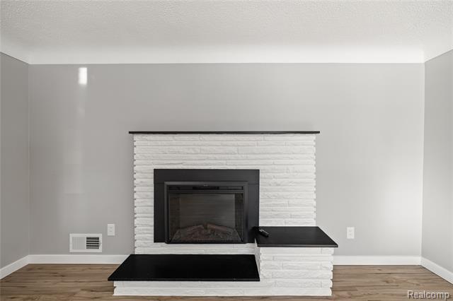 Builiding view nine for 65 Algansee, Troy, MI. 48083