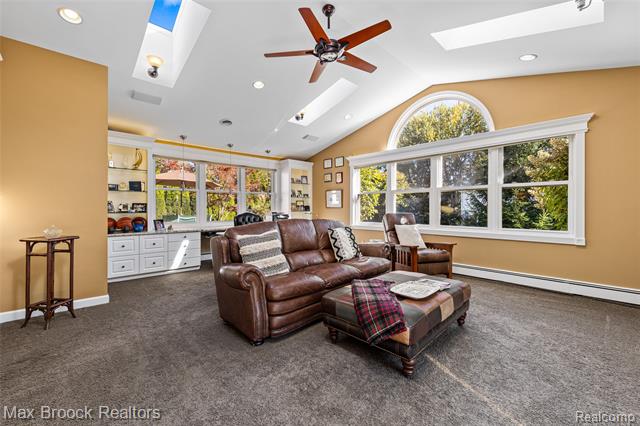 Builiding view thirty for 5605 Woodwind, Bloomfield Hills, MI. 48301