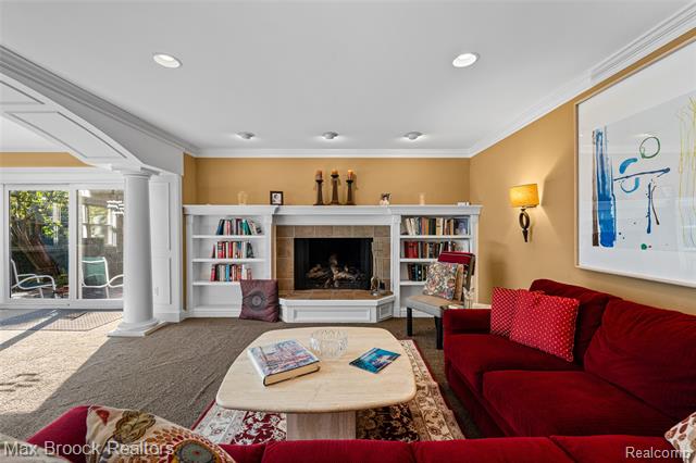 Builiding view twenty seven for 5605 Woodwind, Bloomfield Hills, MI. 48301